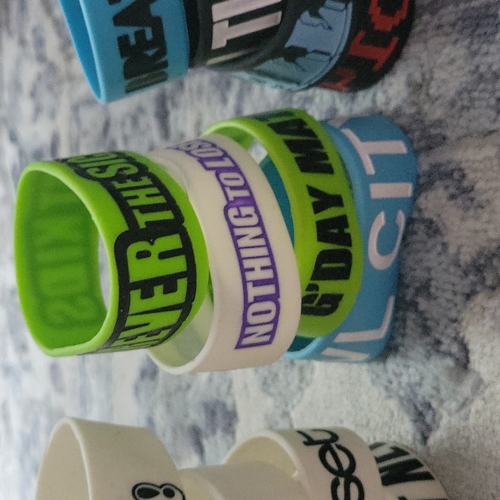 Pop Punk band rubber bracelets - Picture 5 of 7